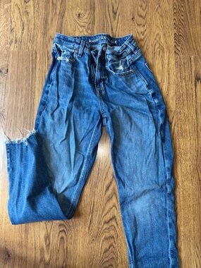 American Eagle Outfitters Distressed Dark Blue Denim Jeans